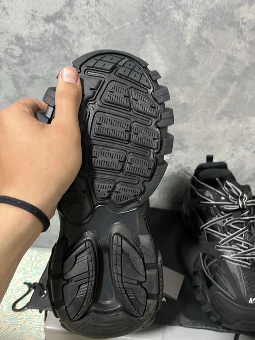 Balenciaga Track