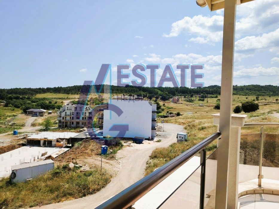 Продава се Тристаен апартамент в Созопол - 115 кв.м за 1522 €/кв.м - Снимка #1