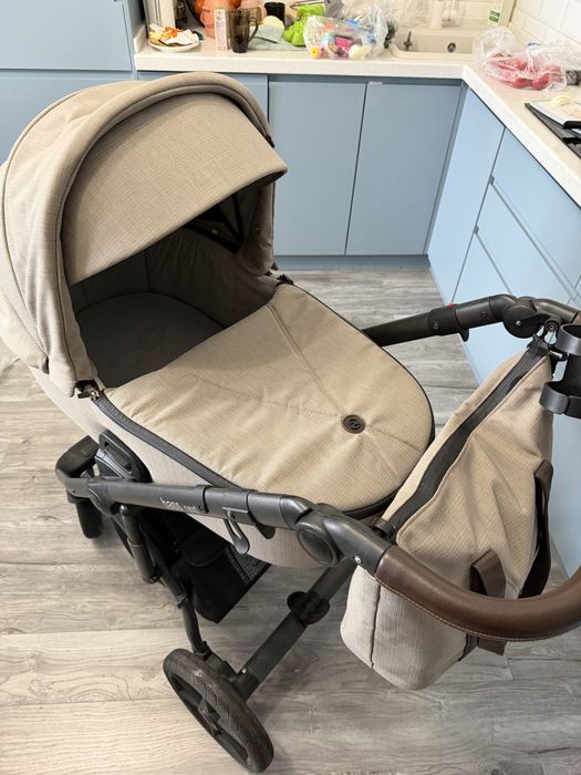 Коляска Roan Bass Next 2 в 1