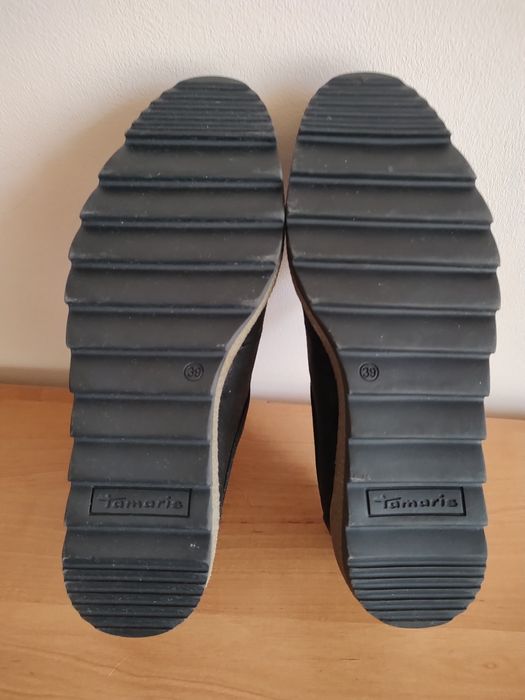 Нови обувки Hogl , Tamaris и сникърси Custome national