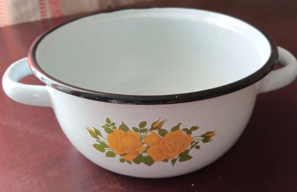 Кастрюлька новая ёмкость 1 литр