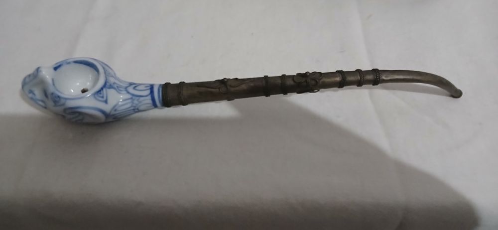 Vand Pipa din : portelan ,cupru. Nepal