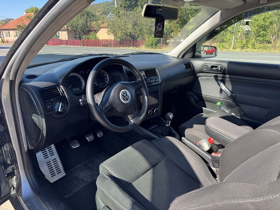 Vând golf 4 1.8 t gti
