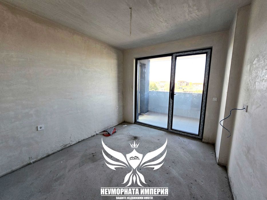 Продавам нов тристаен 93кв.м. 5ет. с гараж гр.Асеновград кв.Запад