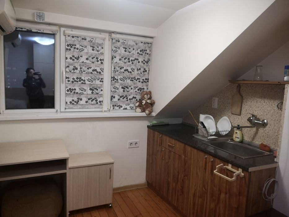 Дава се под наем Едностаен апартамент в Враца, Квартал 72 - 20 кв.м за 179.52 € - Снимка #2