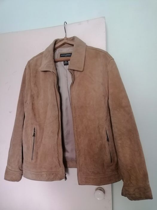 Продам кожаные куртки.