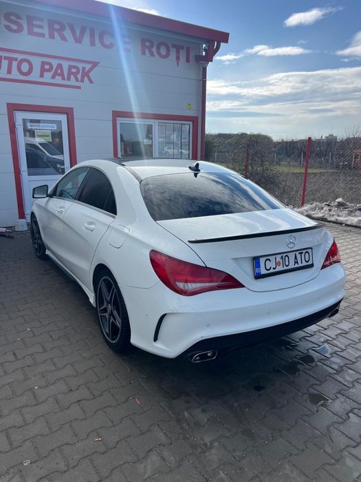 Mercedes Benz CLA 220