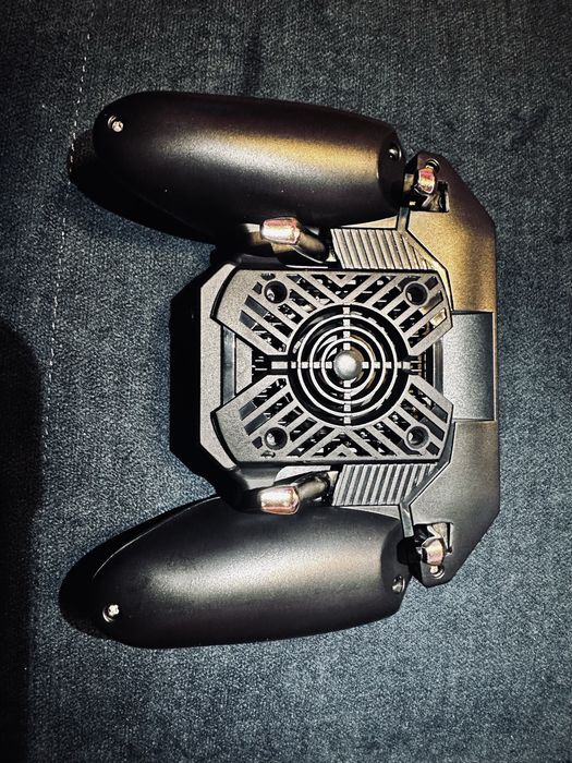 Controler Gaming 6-degete cu răcire + Reîncărcabil (PUBG / Mobile)