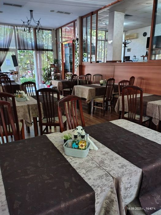 Търговски обект регистриран като ресторант