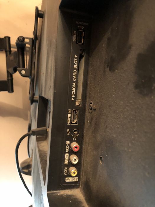 Телевизор LG 120 диагональ