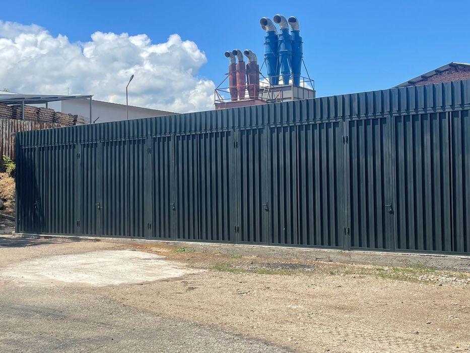 Склад-гараж промишлена зона