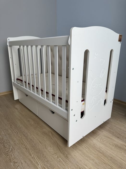 Бебешка кошара от МДФ Redo с Тапицерия