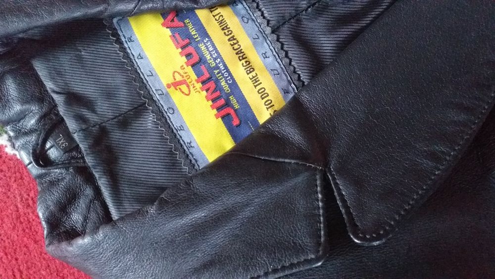 Женский кожаный пиджак