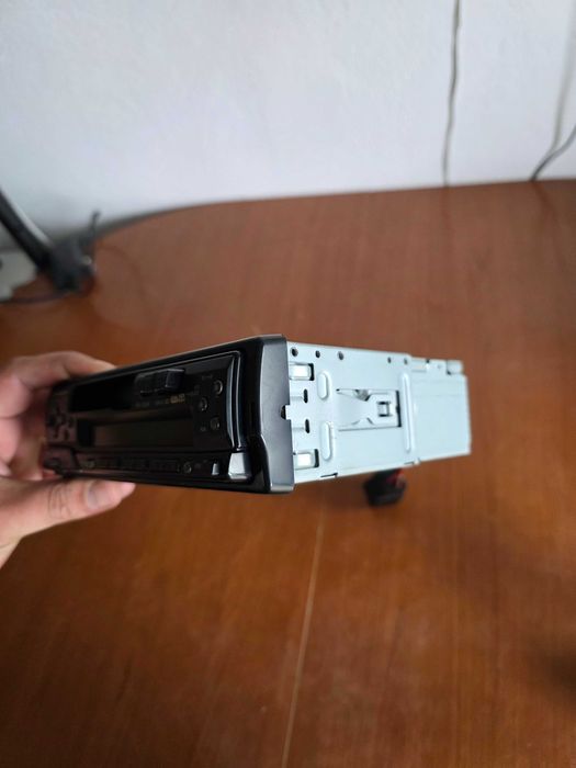 Pioneer KEH-2520R casetofon auto vintage radio cassette player
