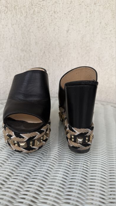 SABOTI,piele naturala! Marimea 40!