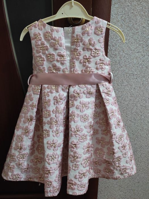 Продам детское платье
