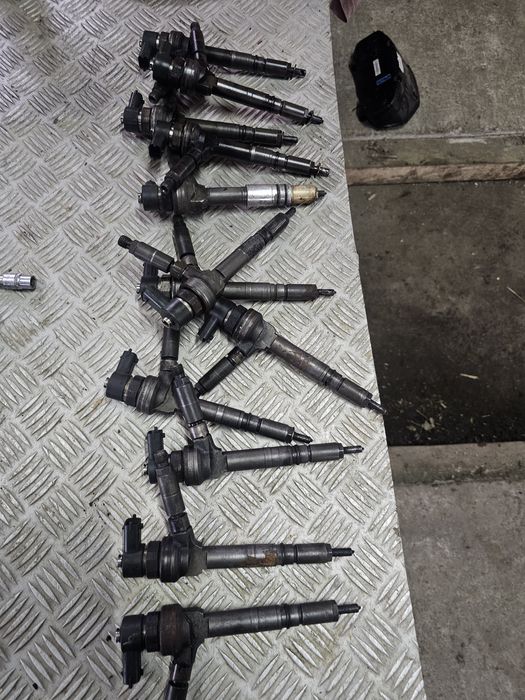 Injector,cod Opel Astra H, 1.7 cdti,cod 8973000913