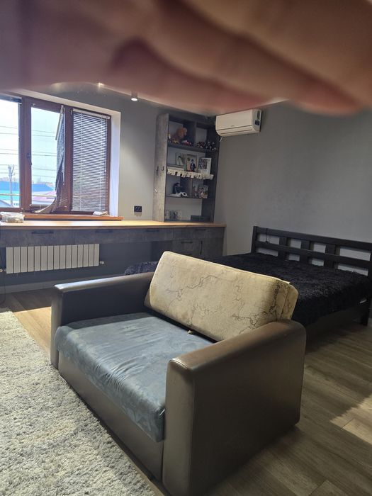 Диван              .