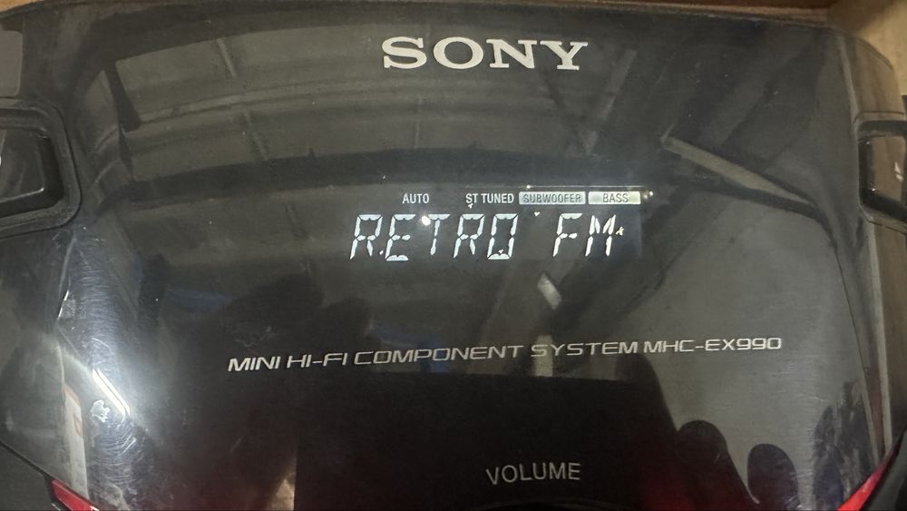 Продам Музыкальный центр Sony