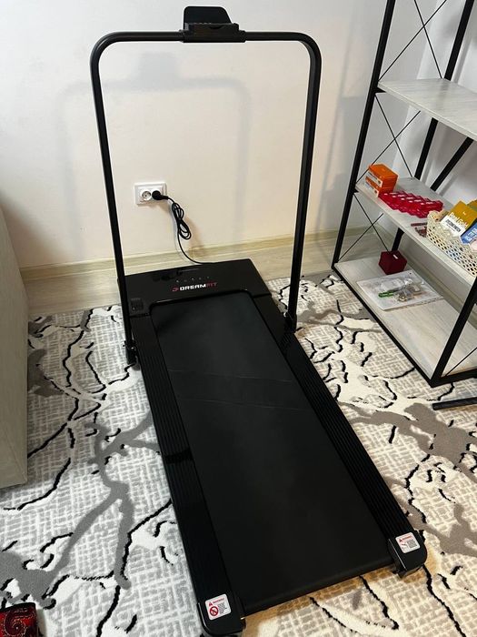 Беговая дорожка б у Продается