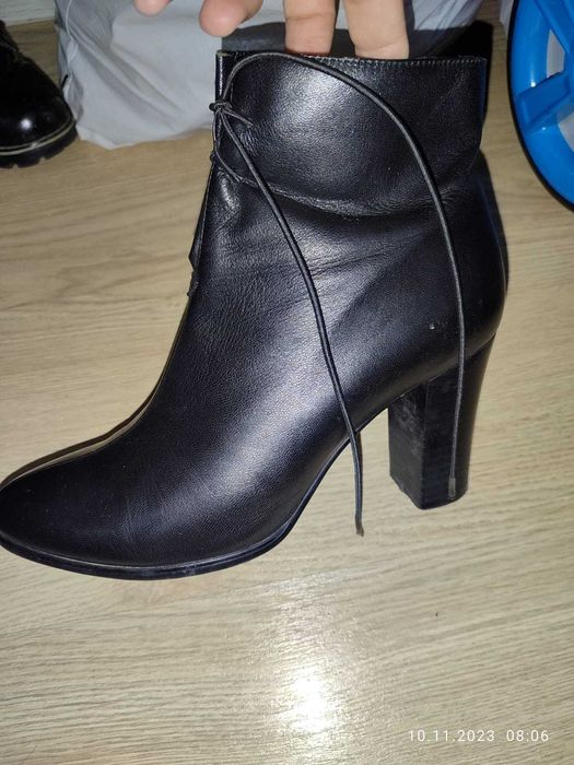 Женские ботильоны  на осень отдам за 3500