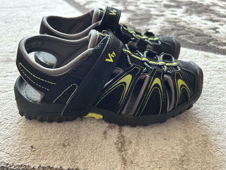 Sandale Vty marimea 33