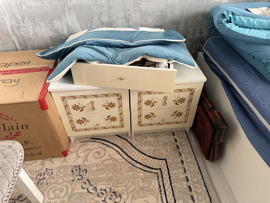 Спалный гарнитура.Копмлект полный.