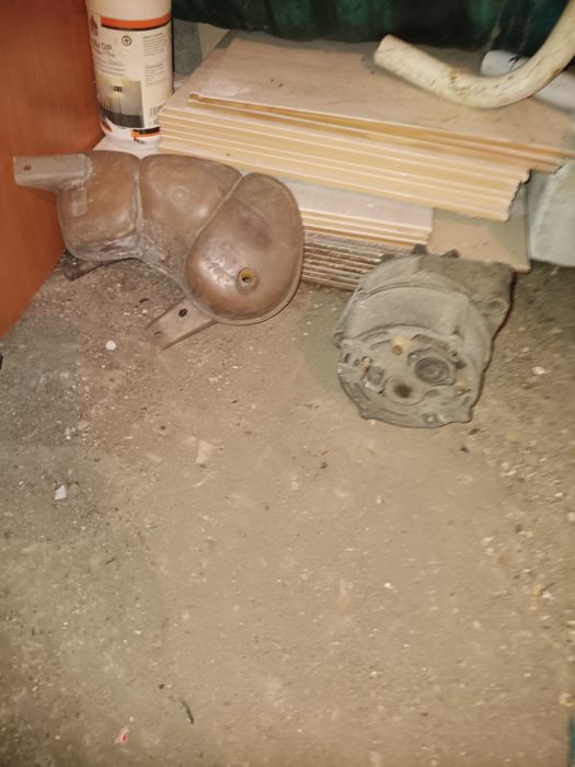 Продавам останали части