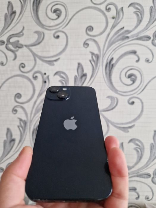 Продам Айфон 14 128