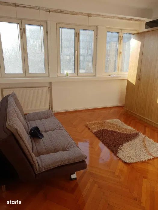 3 camere/ Piata Romana/ renovat/ A.C — fotografia 1