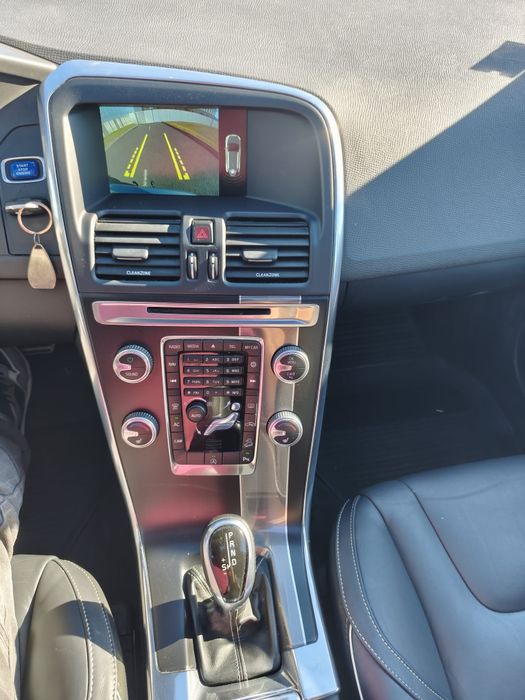 VOLVO XC 60 /AN 2016/2.4 Diesel 190 CP/CUTIE AUTOMATA /TRACȚIUNE 4* 4