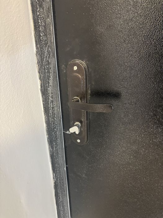 Продам Входную дверь