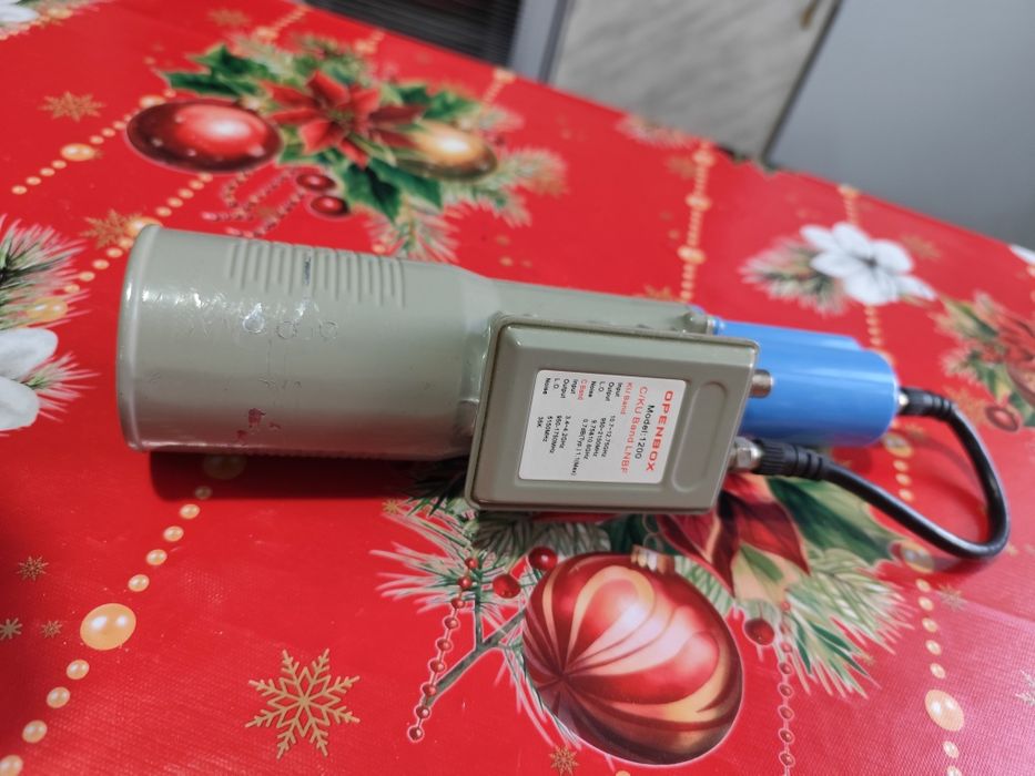 Спутниковая головка