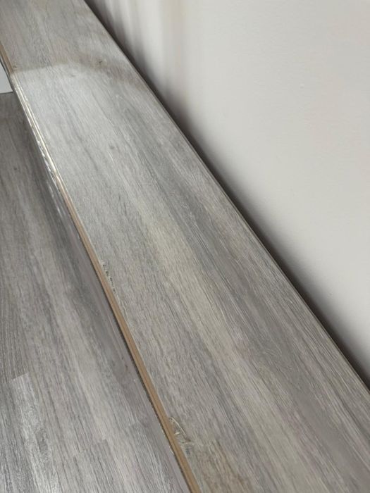 Ламинат, под дерево