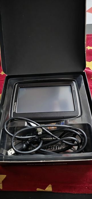 TomTom GO 820 LIVE Europe GPS auto funcțional + cut