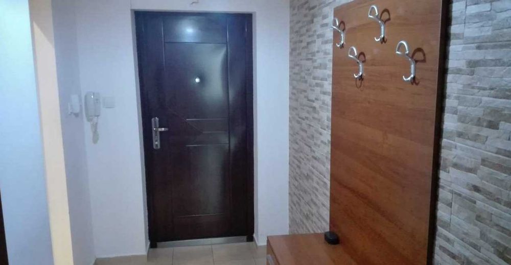 Дава се под наем Двустаен апартамент в Бургас, Меден рудник - зона Б - 76 кв.м за 200 € - Снимка #11