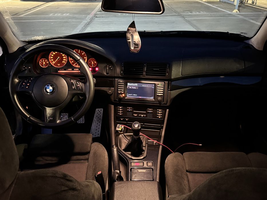 BMW Seria 5 E39 520i Manual 2001 Albastru