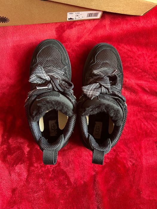 Обувки UGG w lowmel