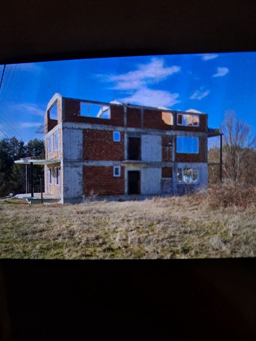 Продава се Къща в с. Полянец, Област Кърджали - 300 кв.м за 595 €/кв.м - Снимка #2