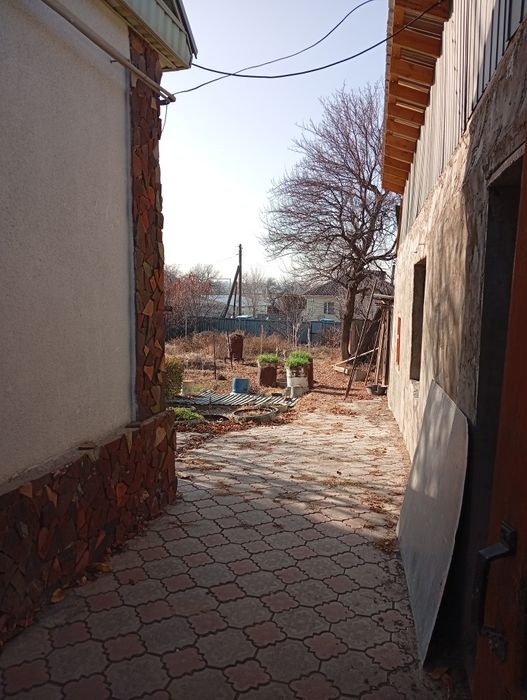 Продам дом . Кирпичный