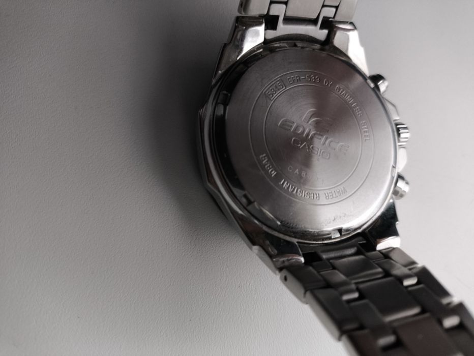 Продам часы в очень хорошем состоянии