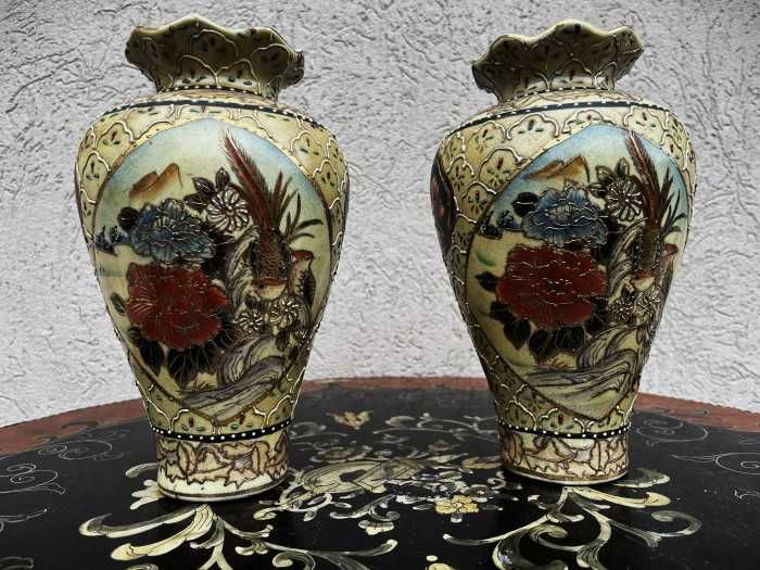 Elegante vaze Royal Satsuma Moriage-ceramica glazurata- flori-pasari-Anglia