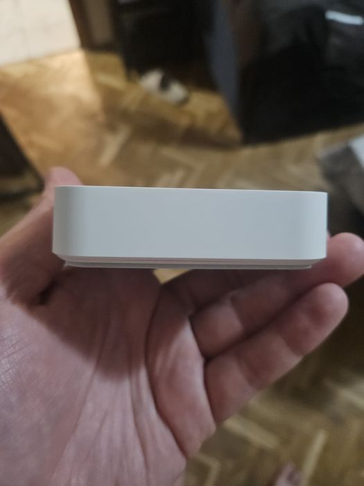 Yeelight E1 Matter Hub