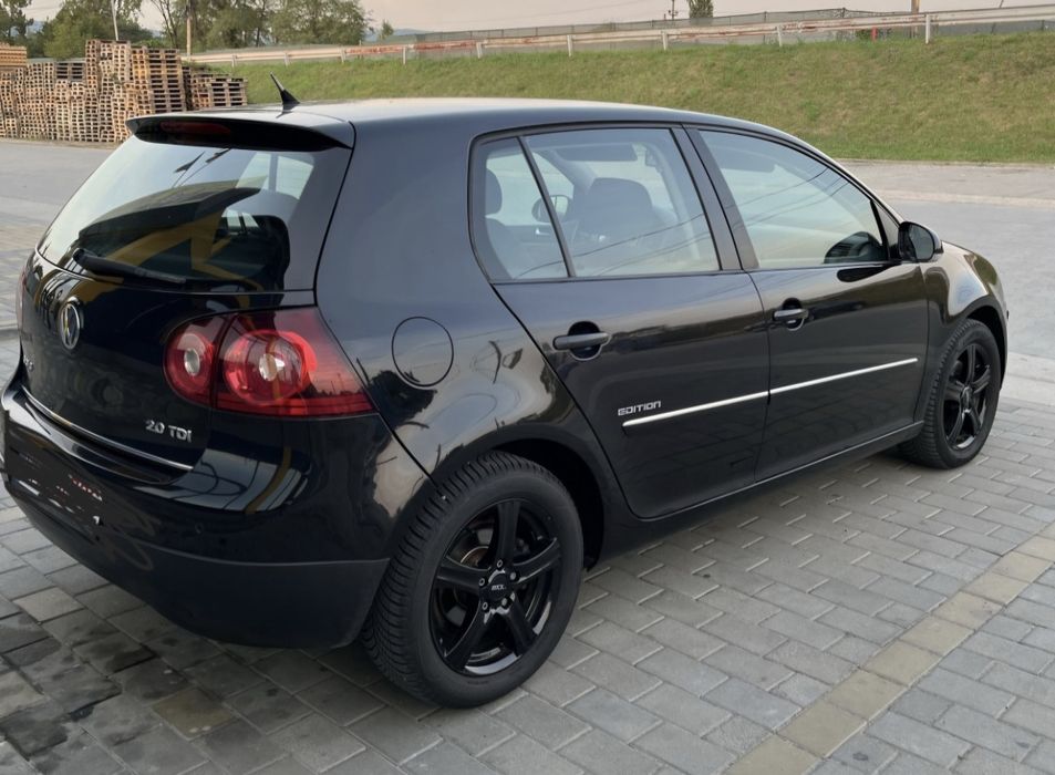 Golf 5                  .