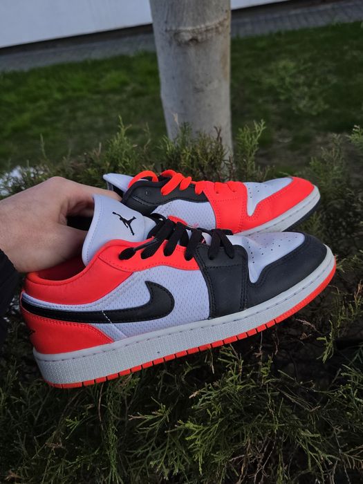 Nike Air Jordan 1 Low SE Infrared