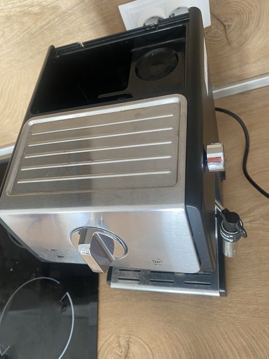 Кафе машина Delonghi