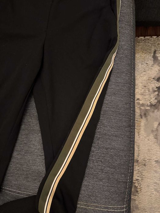 Черен панталон ZARA, размер EUR 38, UK 10