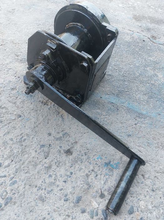 Лебёдка ручная ЛР-1.