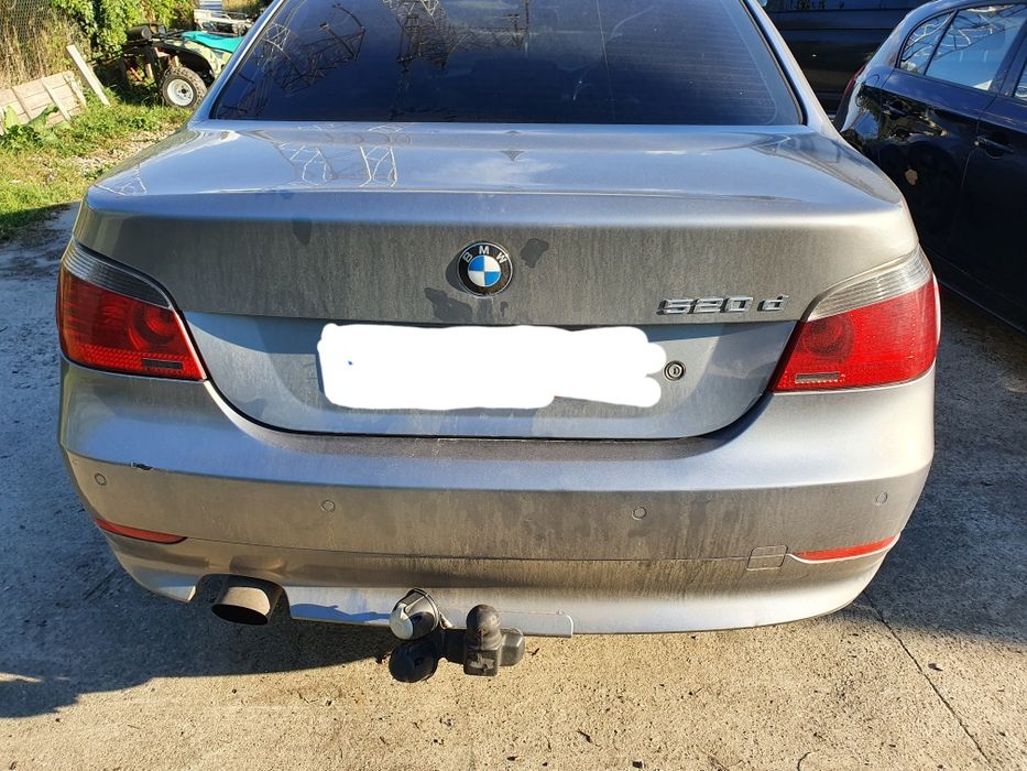 Dezmembrez BMW 520d E60