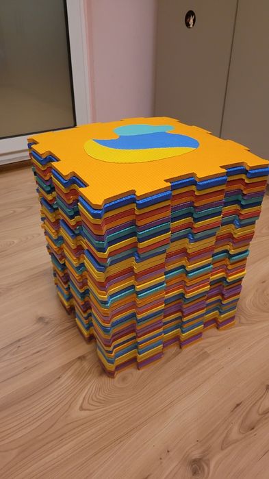 Covor puzzle 41 piese 32/32 cm